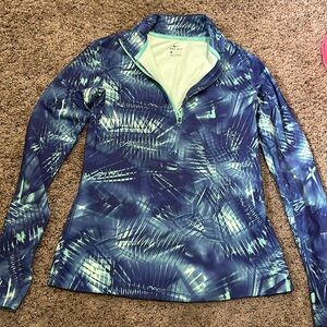 Women’s Nike pro 1/4 zip top